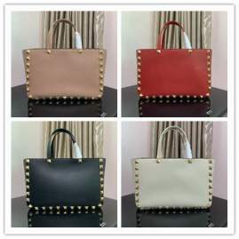 Picture of Valentino Handbags _SKUfw132893894fw